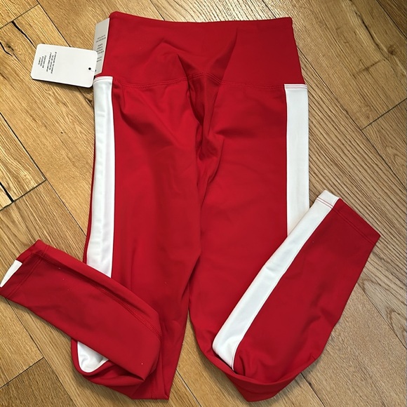 NEW Year of Ours 7/8 Track Legging in XS - Picture 5 of 5